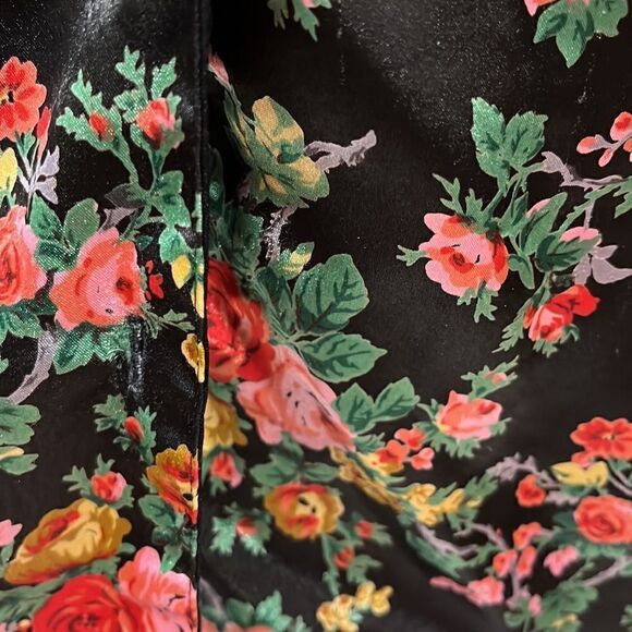 Victoria’s Secret Vintage Gold label floral button up pajama shirt - Picture 4 of 6